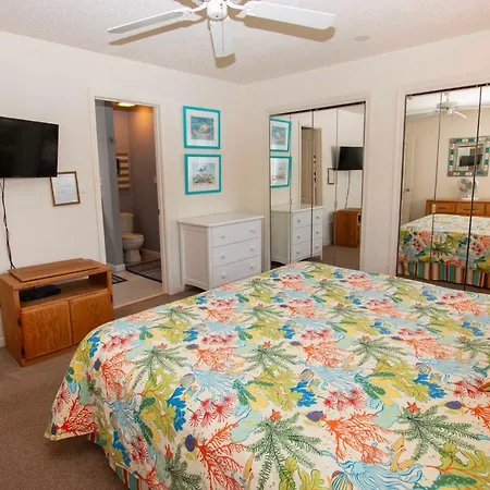 606, Shore Leave-Oceanside, Community Pools, Community Tennis, Close To Beach